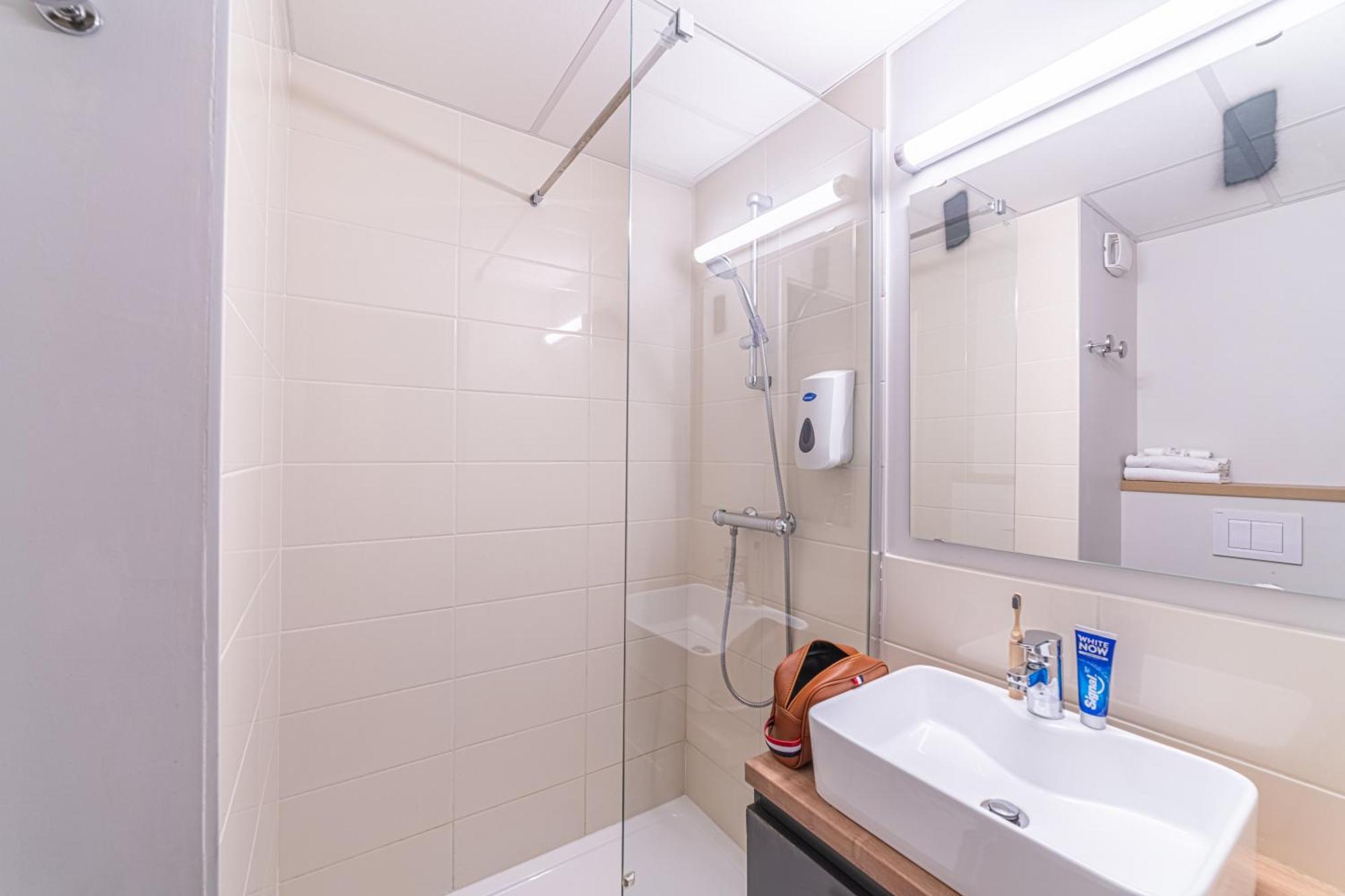 Montempo Apparthotel Bordeaux Centre - Bassins A Flot المظهر الخارجي الصورة