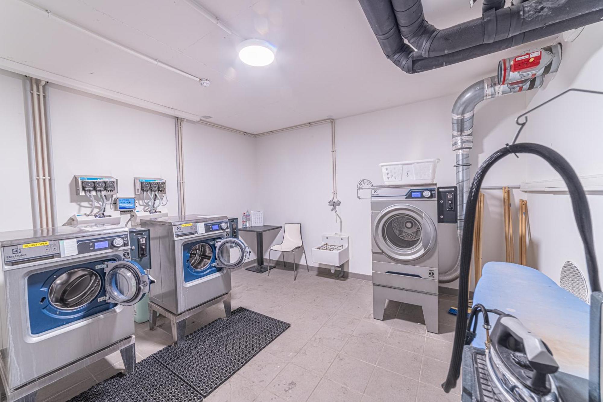 Montempo Apparthotel Bordeaux Centre - Bassins A Flot المظهر الخارجي الصورة